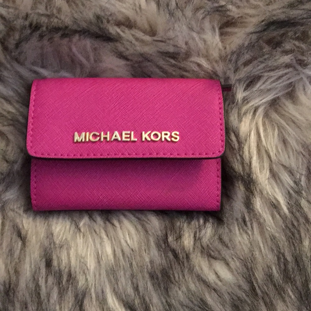 Michael Kors mini wallet